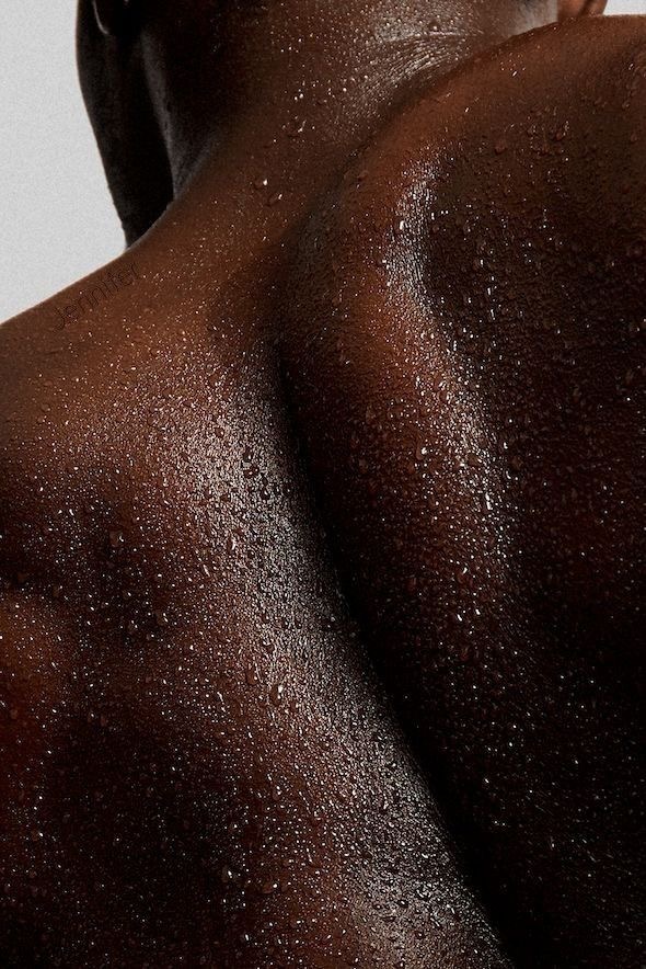 Чёрная кожа